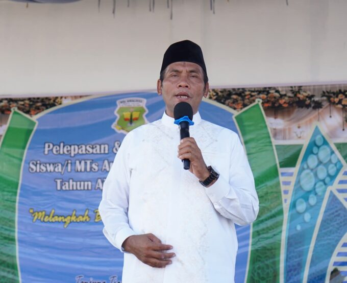 Khataman Al-Qur'an dan Wisuda Siswa Program Tahfidzul Qur'an MTs Amaliyah Tanjung Tiga